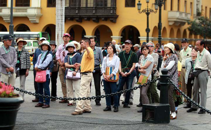 TURISTAS CHINOS EN CORDOBA