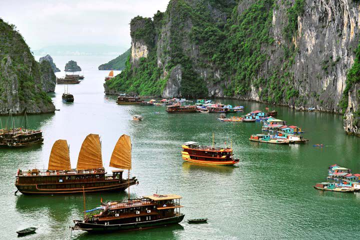 Bahia-Halong