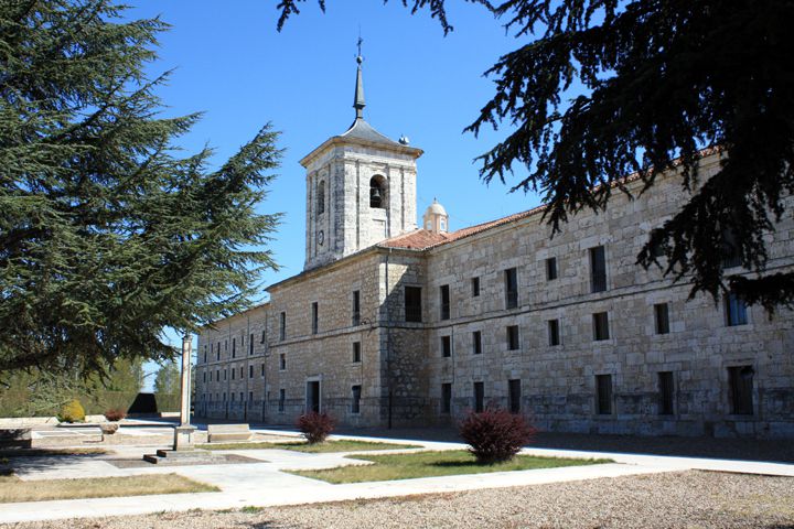 MONASTERIO DE SAN ISIDRO - DUEÑAS 