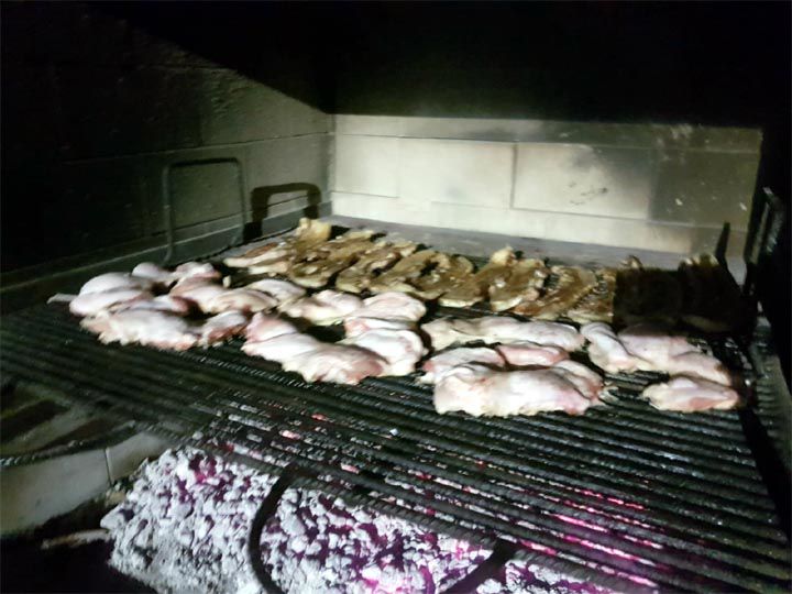 Barbacoa en los jardines de Palacete Belmonte