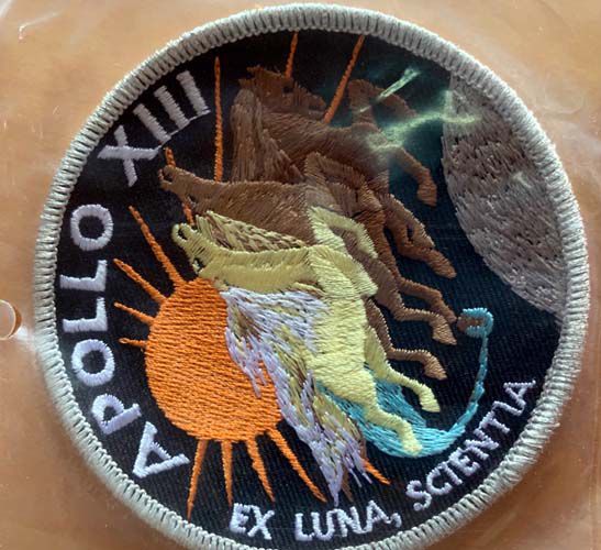 Emblema oficial Apolo XIII