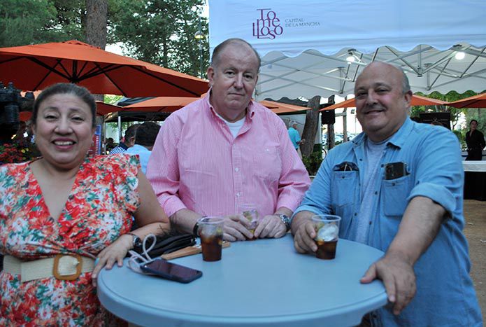 Añlexandra Alvarado, Celso Vázquez y Joaquín Ruibérriz de Torres