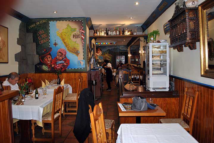 Restaurante "El Inti de Oro", (Ventura de la Vega, 12)