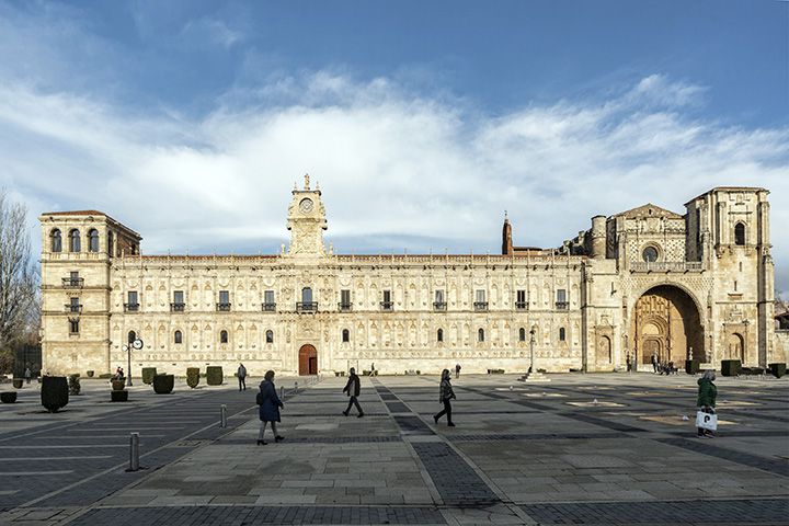 Parador San Marcos de León (León)