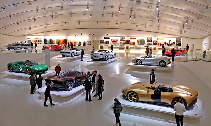 El Valle de los Motores. Módena. Museo Enzo Ferrari. Foto©Pedro Grifol