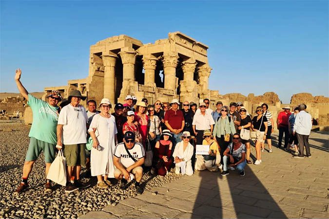 PERIODISTAS DE FEPET EN Kom Ombo