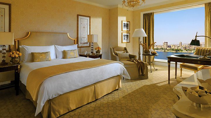 Dormir y mucho ma?s en el mejor hotel de la ciudad_ Four Seasons Nile Plaza