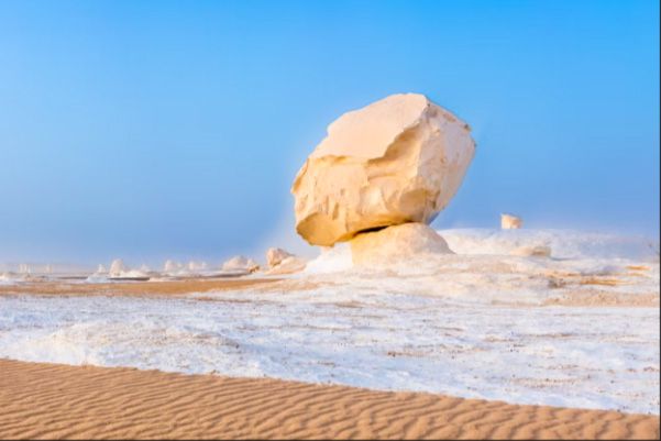 Visitar el Desierto Blanco y el Oasis de Bahariya