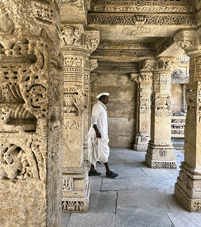 Patan. Rani-ki-vav.