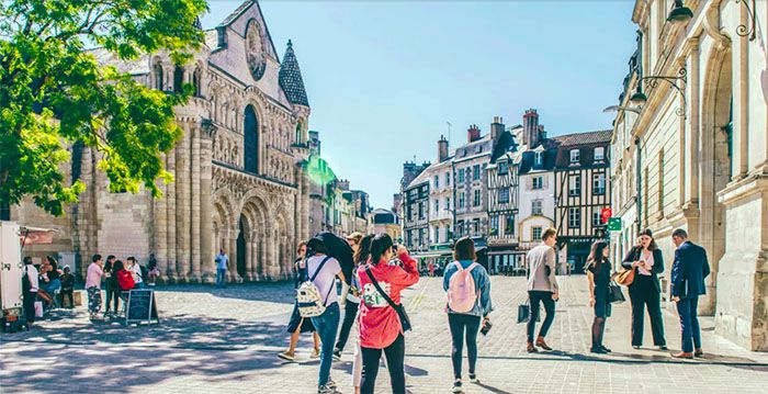POITIERS Notre-Dame-la-Grande