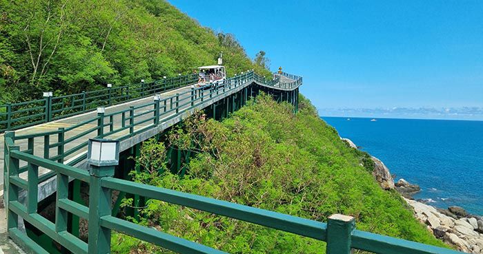 PASARELA DE VERTIGO SANYA