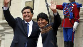 Alan García recibe a Evo Morales para relanzar enclave marítimo boliviano en Perú