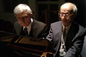 Juan Mendívil (d) y Dimitar Kanorov durante el recital del 21 de Noviembre.  (Foto: Nedka Kanorova.)