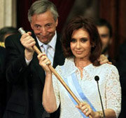 Según Washington, los Kirchner eran: 'paranoicos respecto al poder' 