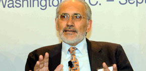 El ex presidente de Bolivia Carlos Mesa. 