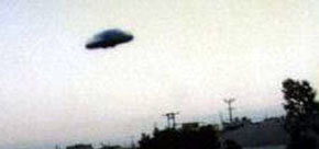 Fotografía de archivo de un presunto OVNI en algún país de Sudamérica