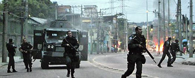 Operativos policiales para frenar la violencia realizados por el ejército en Favelas de Río de Janeiro en NOV10