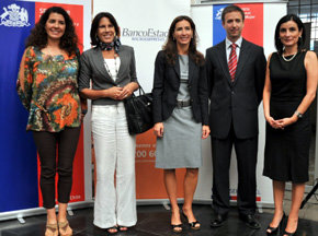 De (i) a (d)Emprendedora: Luz Eliana Ramírez, Subsecretaria Turismo, Jacqueline Plass, Ministra Sernam, Carolina  Schmidt, Álvaro Castilla, Director SERNATUR y Soledad Ovando, Gerente General  de  BancoEstado Microempresas

