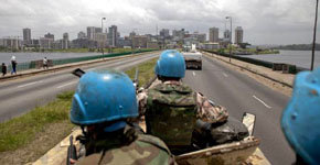 Fuerzas leales al presidente costamarfileño saliente ganan terreno en Abiyán
