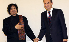 Gadafi con Zapatero