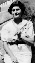 Elena Monge Osorio, la Nena, la Mamá, en el Centenario de su Natalicio. (15/4/1911-2011)
