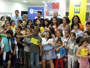 Los Vivancos comparten sus bailes con los niños y niñas del Programa Escuela Integrado