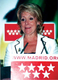  Esperanza 'aux naturelle',  en 2007,  con arrugas, ojeras y manchas en la piel