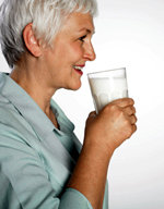 Los alimentos pueden ayudar a evitar la osteoporosis
