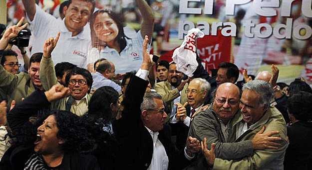 Partidarios de Ollanta Humala en la Plaza Dos de Mayo, en Lima