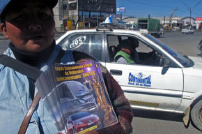 Los chóferes contra Evo Morales por el 'blanqueo' de los coches robados