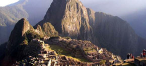 La propiedad de la ciudadela inca de Machu Picchu enfrenta a Perú con dos familias indígenas