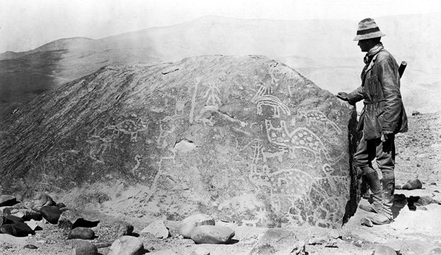 Hiram Bingham, explorador norteamericano revelador de Machu Picchu en 1911...