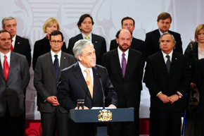 Piñera ha realizado su segundo ajuste ministerial en lo que va de su mandato...