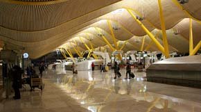 El Aeropuerto de Madrid-Barajas registra más de 23,9 millones de pasajeros en el primer semestre del año 2011
