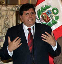 El presidente peruano, Alan García, termina este jueves su segundo mandato no consecutivo (2006-2011) 