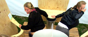 El invento «friki» para acabar con las colas en el baño de chicas

