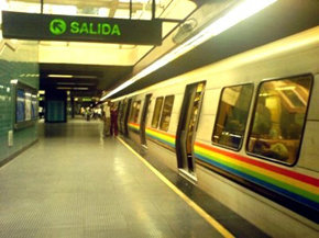 El deteriorado metro de Caracas cumple 34 años