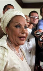 La ex senadora Piedad Córdoba abandona Colombia