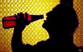 Beber alcohol con moderación puede reducir hasta un 23% el riesgo de sufrir Alzheimer
 
