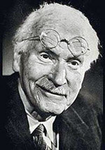 Carl Gustav Jung, ensayista de “Contribuciones al simbolismo del sí-mismo”