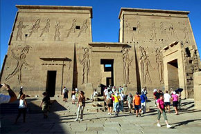 Celebración del Día Mundial del Turismo en Asuán (Egipto)