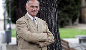 Agustín González, el 'súper político'...