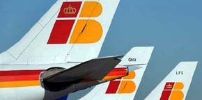 Sindicato de pilotos de aerolíneas Iberia anuncian huelga para diciembre