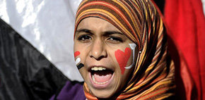 Una chica egipcia aen la Plaza Tahrir. 