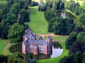 El Grupo pro Arte y Cultura convocado para el Castillo de Merode en Bélgica