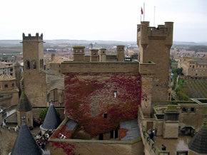 El stand de Navarra en FITUR simulará un castillo y permitirá correr el encierro