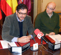 Luis Jorge del Barco (dcha.) junto al gerente del Consorcio Camino del Cid Alberto Luque 