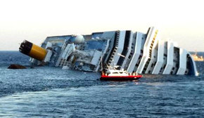 Varios turistas mueren y decenas resultan heridos al encallar un crucero en una isla italiana