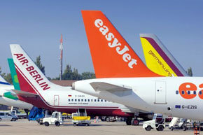 El avance de las compañías de bajo coste en España tensiona el mercado aéreo