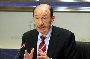 El candidato a la Secretaría General del PSOE Alfredo Pérez Rubalcaba 